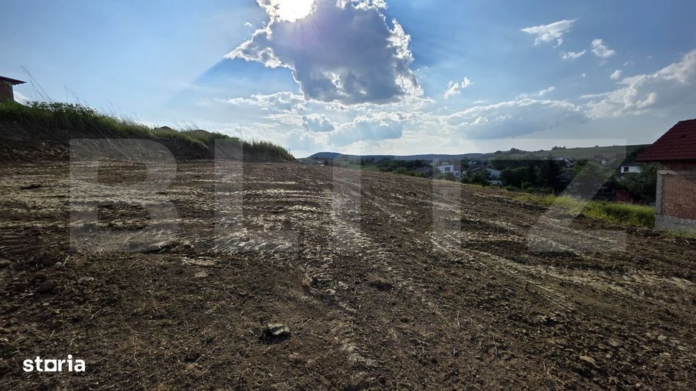 Teren intravilan de vanzare, 6.5 arii, zona Sigmir