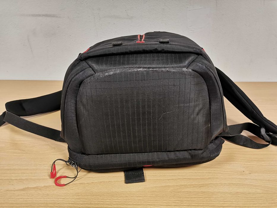 Manfrotto RedBee-210 раница за фотоапарат