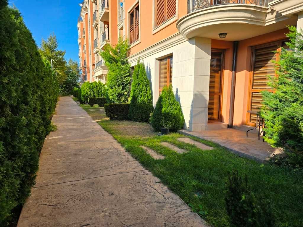 Продава се Тристаен апартамент в с. Равда, Област Бургас - 70 кв.м за 1215 €/кв.м - Снимка #12