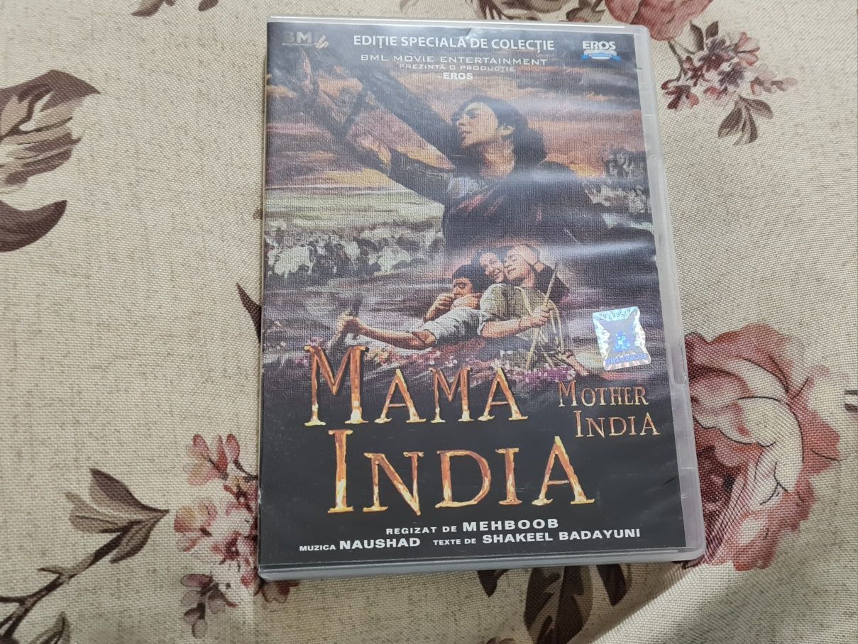 De vanzare DVD cu filme clasice si moderne indiene