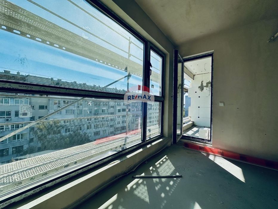 Продава се Двустаен апартамент в Варна, Чайка - 63 кв.м за 2524 €/кв.м - Снимка #1