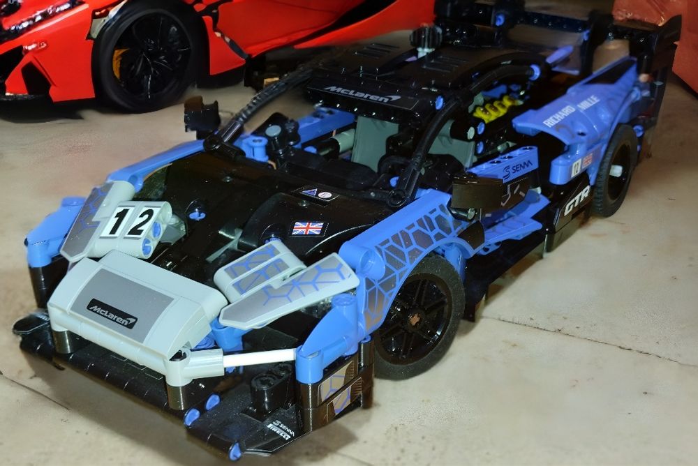 Продам Lego Technic оригинал.