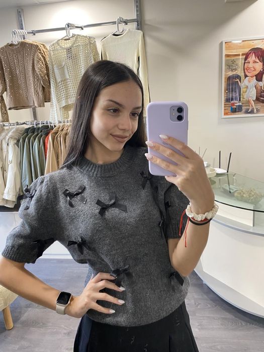 Красив пуловер с панделки универсален размер