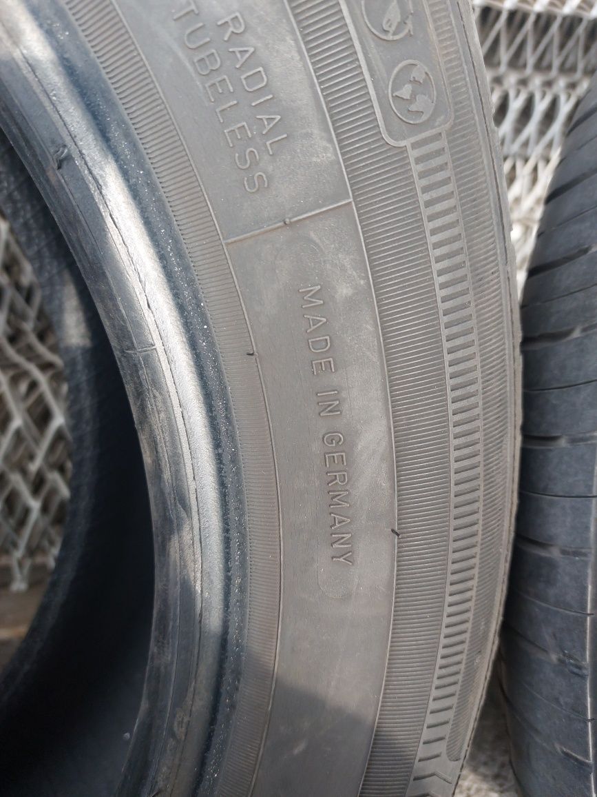 Goodyear efficient grip performance 206/60/16