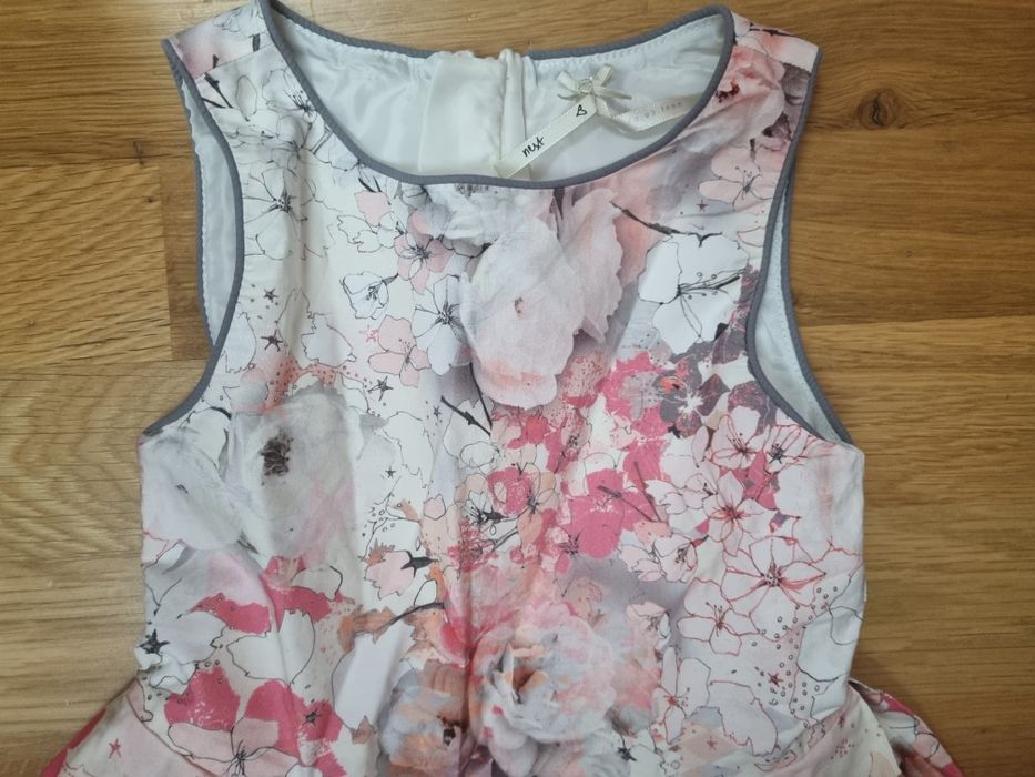 Rochie Next frumoasa, cu dublura 5 ani