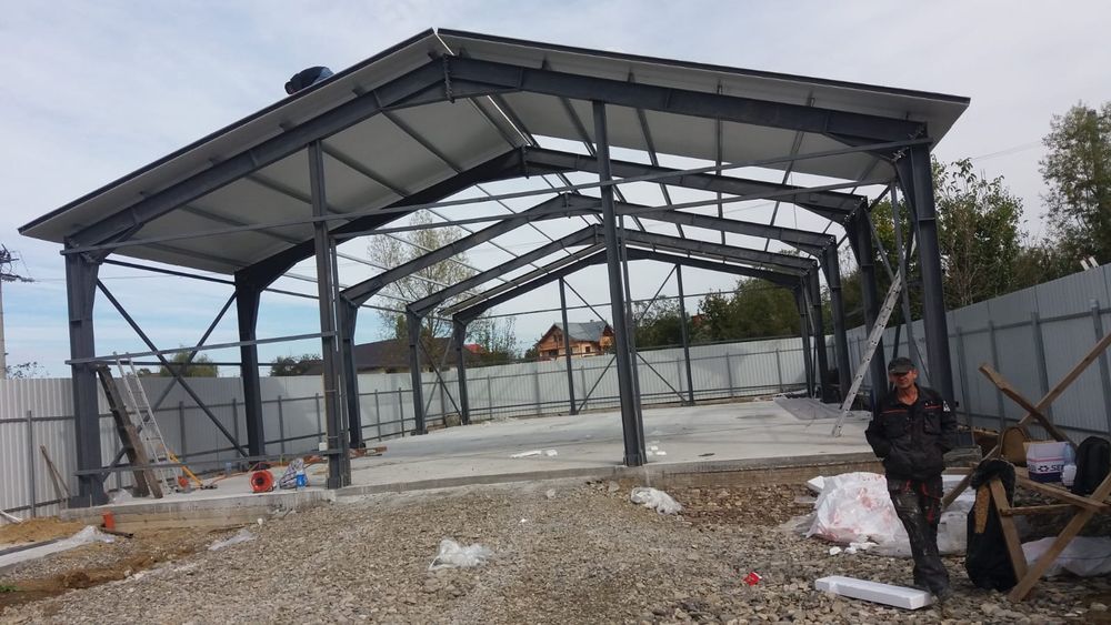 vand o structura metalica de 12x30x5 confectionata din europrofile. st