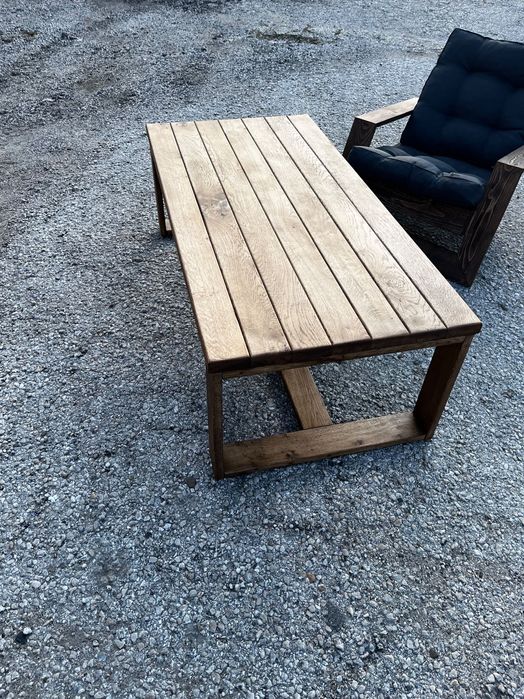 Маса за кафе масивен дъб