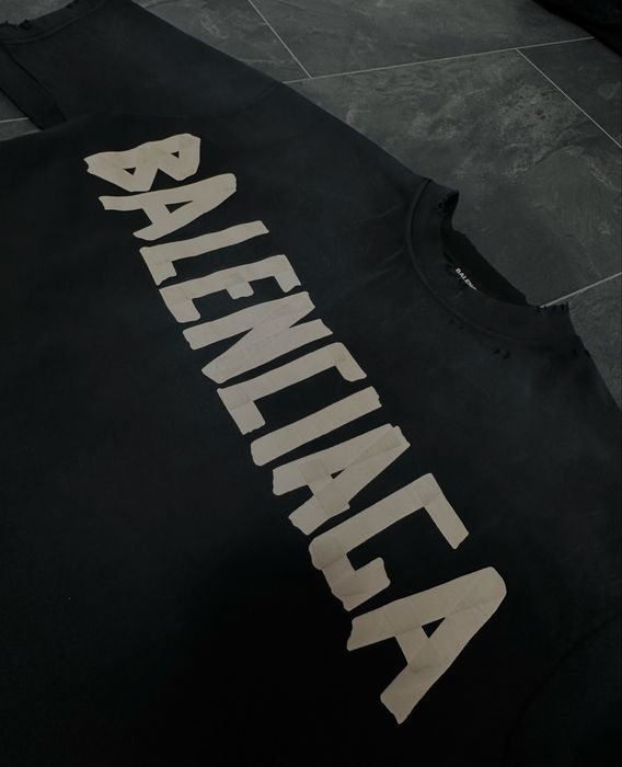 Tricou Balenciaga