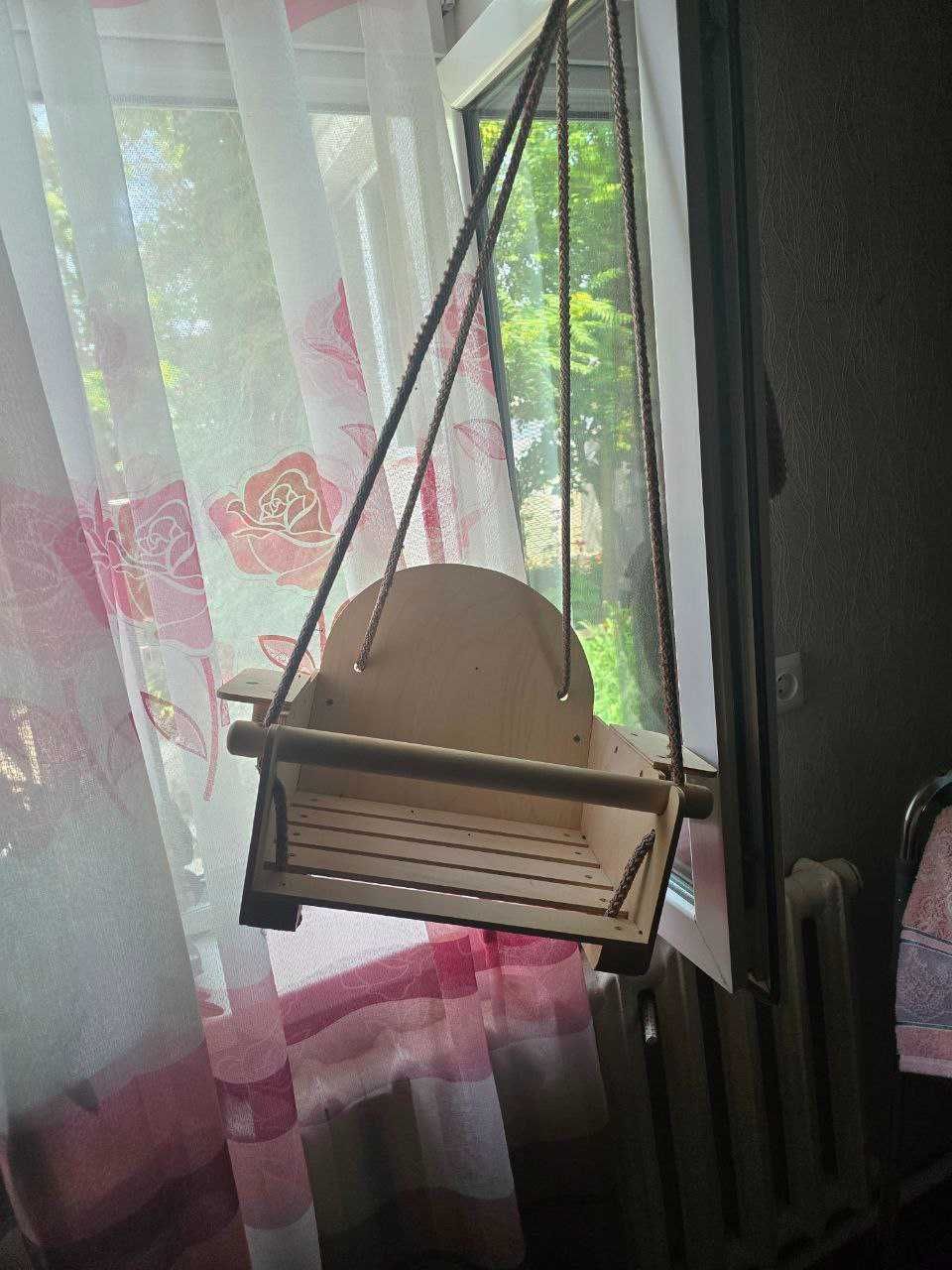 Качеля деревянная