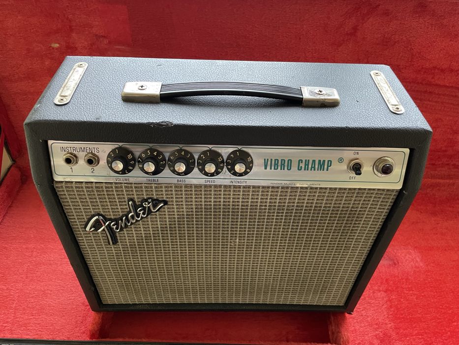 1976 Fender Silverface Vibro Champ Amplfificator Combo Chitara
