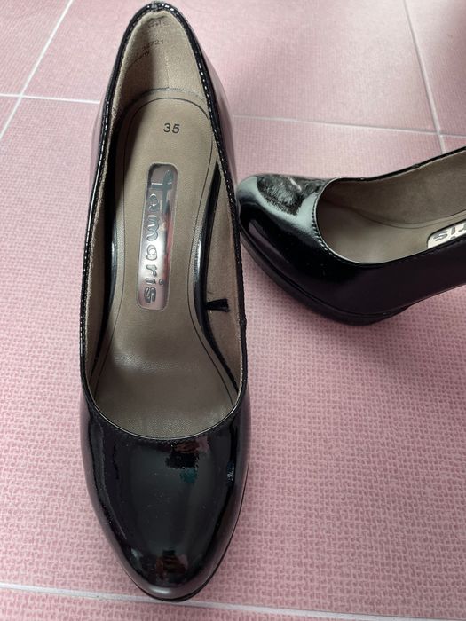 Vand pantofi piele,marimea 35