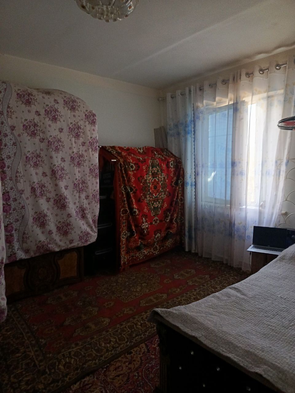 Срочна 2 хонали Уй сотилади 5/1 районда