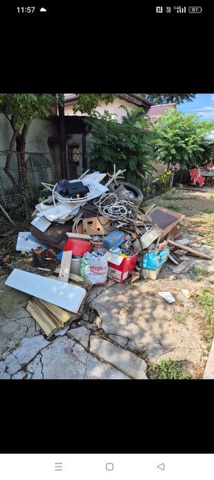 Debarasăm apartamente și cărăm moloz