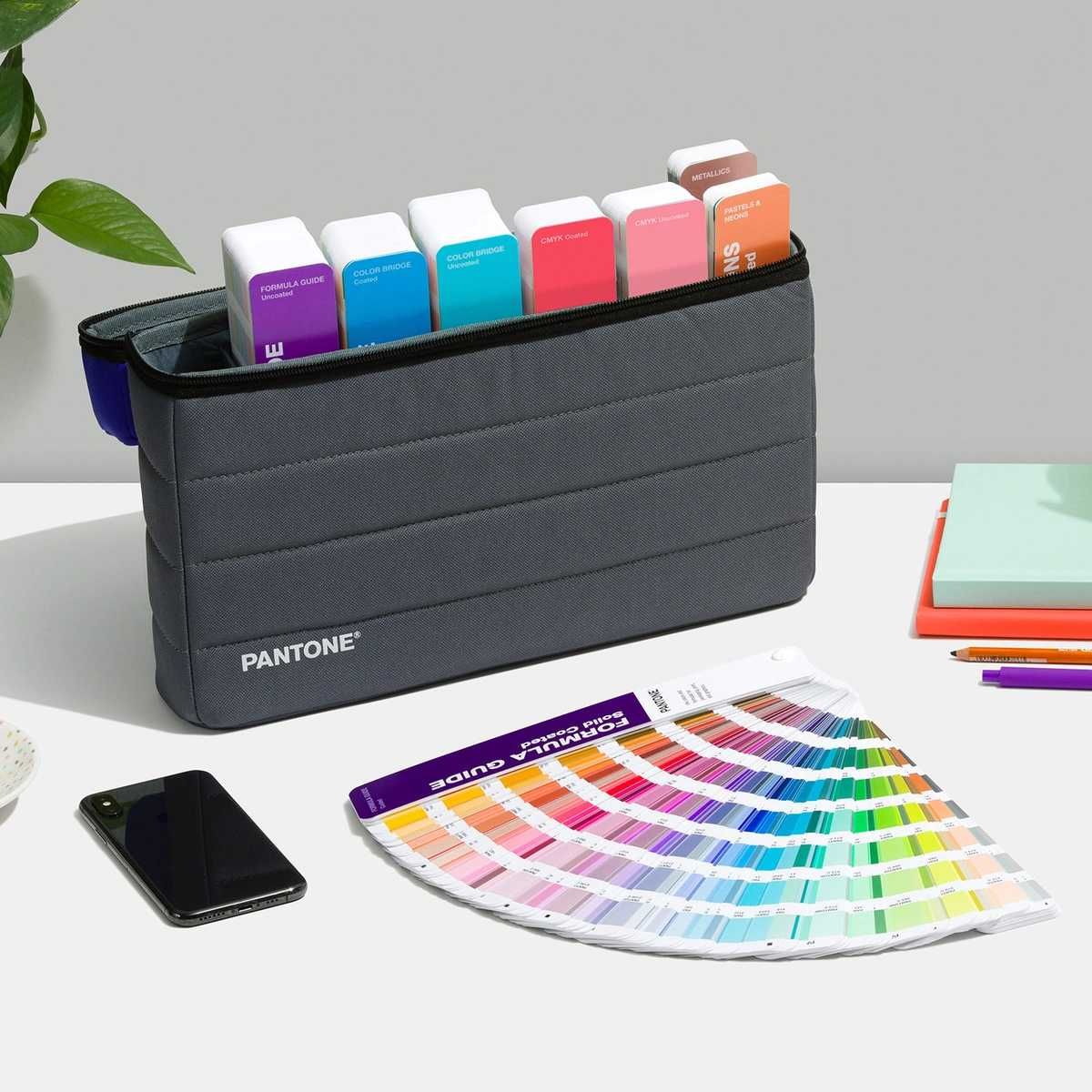 PANTONE Mallette Portable Color Studio (ex GPG204)