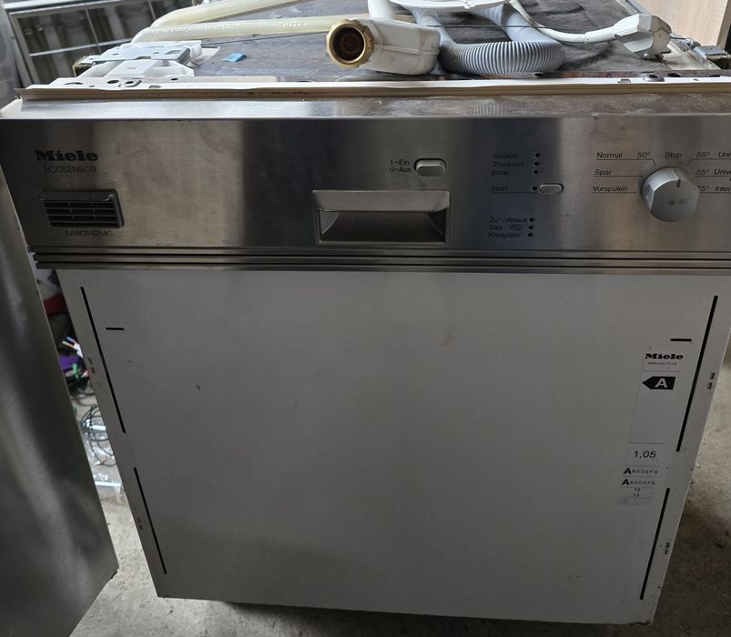 Masina Spălat vase Miele