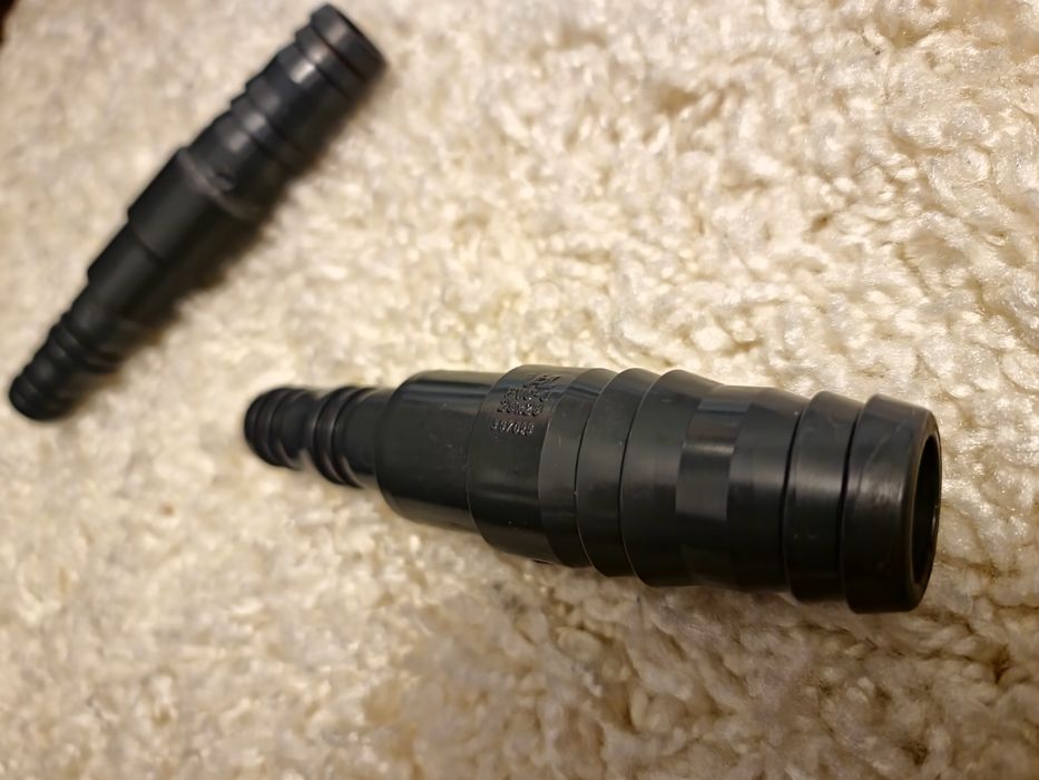 Adaptor Pentru Furtun De Acvariu 25/19mm-22/16mm şi 34/25mm-22/16mm