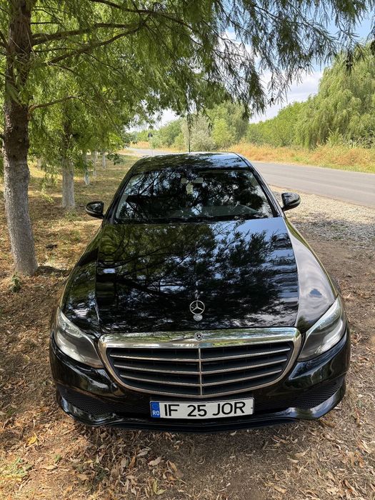 Mercedes-Benz E MERCEDES E200 D -9 GTRONIC 200D 150cp
