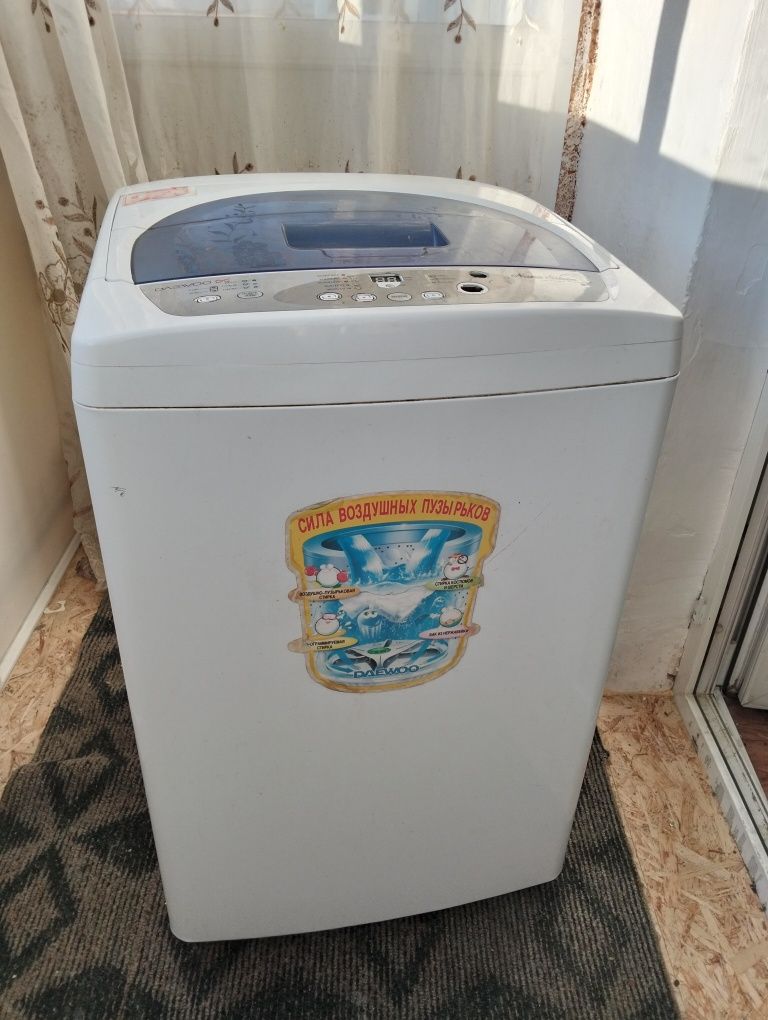 Продам стиральную машинку с вертикальной загрузкой
