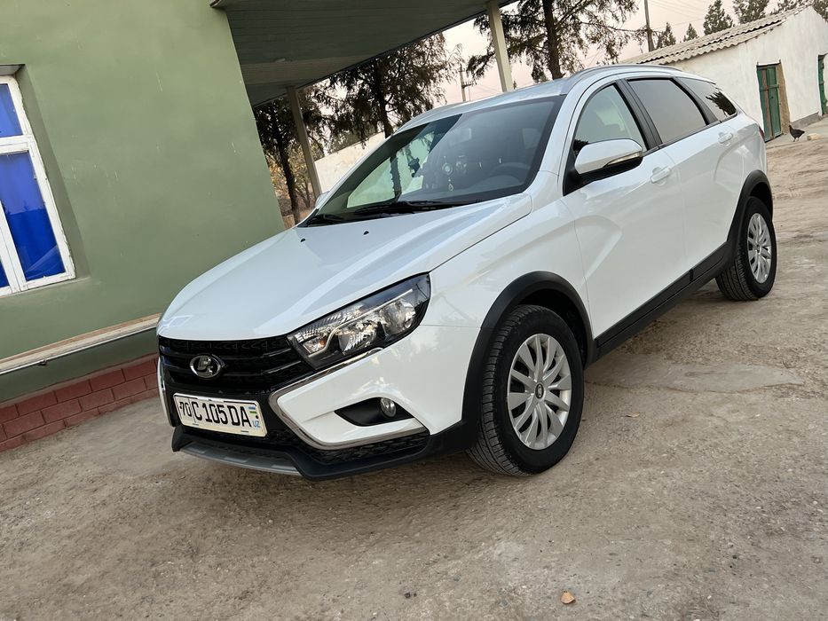 Lada vesta sw cross