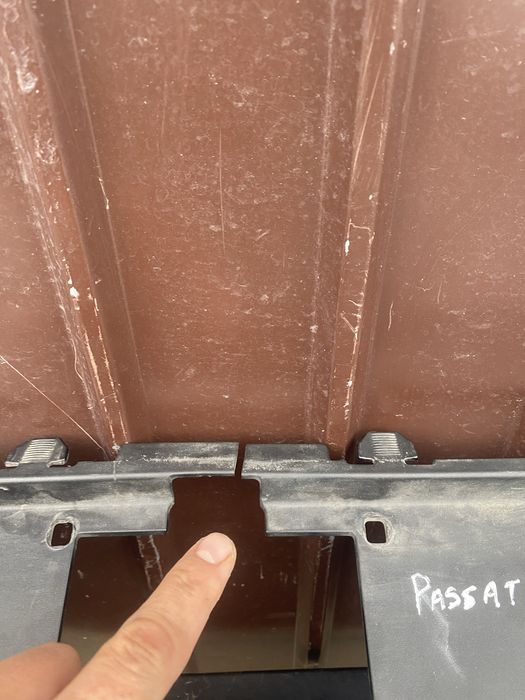 Far stanga /grila centrala Vw passat b8