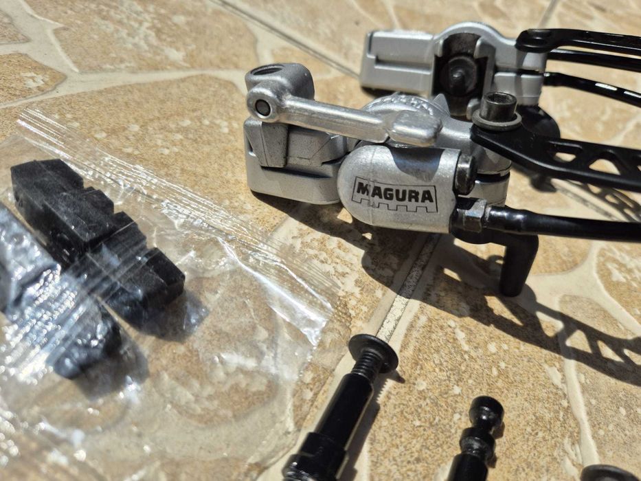 Set frane hidraulice Magura HS33, cu 2 perechi de saboti noi