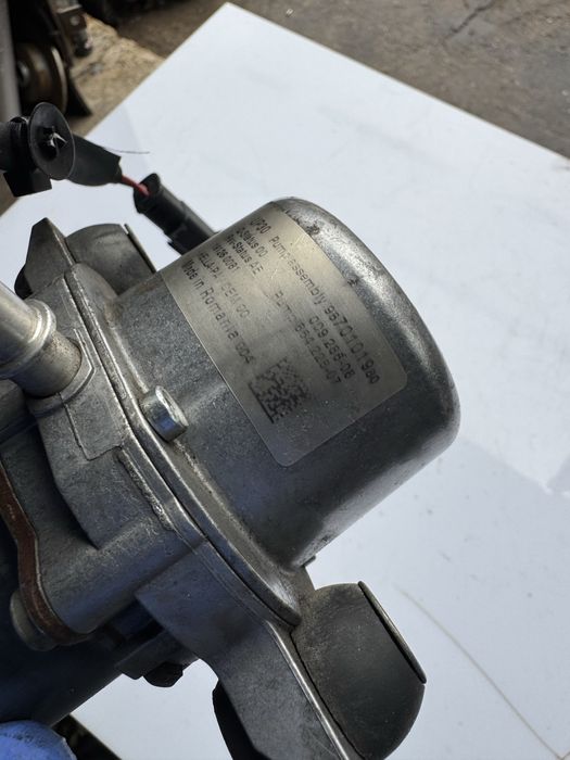 Pompa vaccum Peugeot Citroen hybrid 2.0 diesel cod: 9670101980 GARANTI
