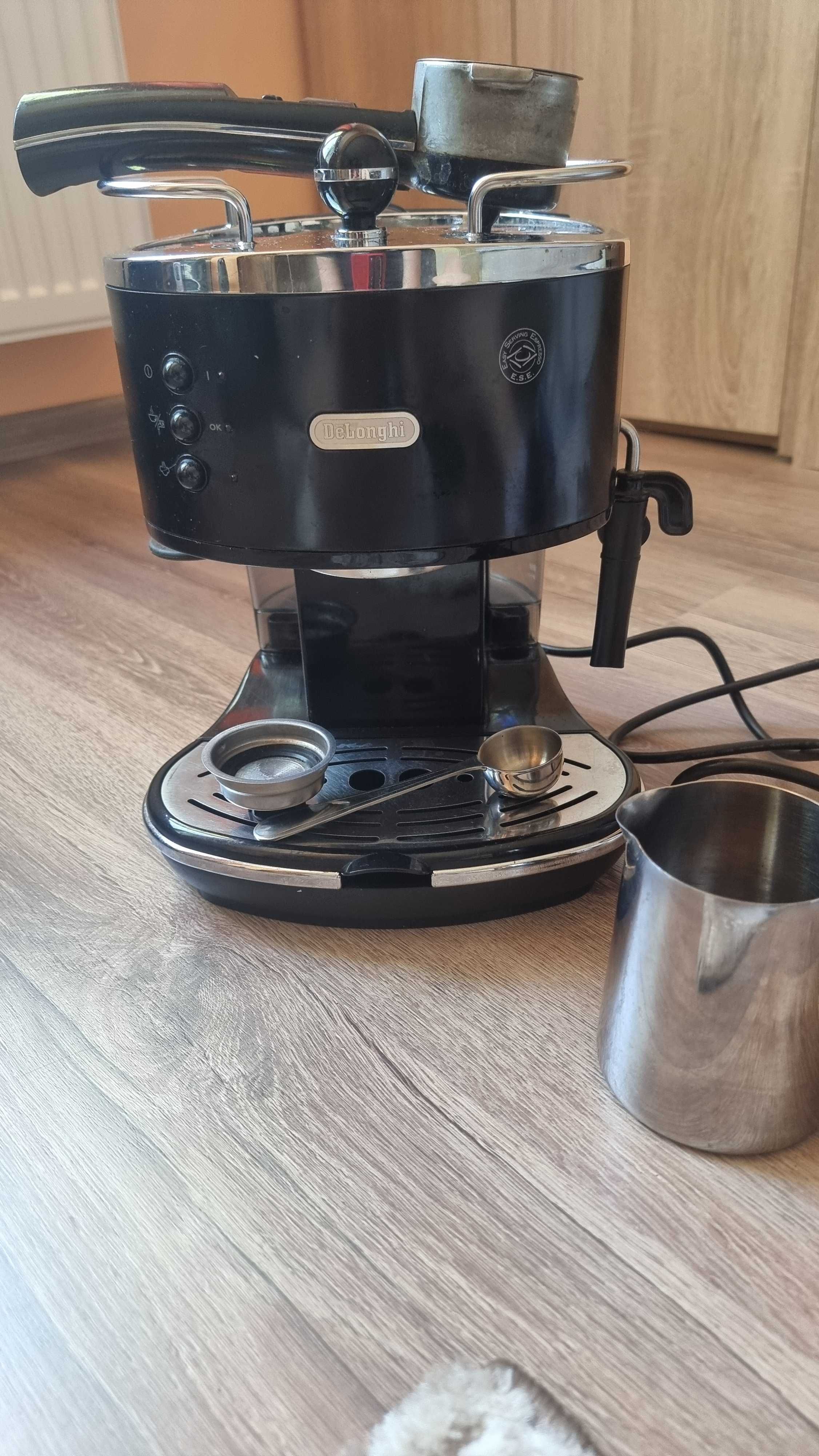 Delonghi кафе машина
