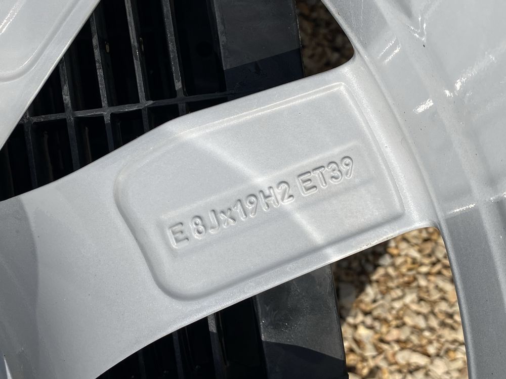 19 цола 5 х 112 мм Ауди А 6 , А 3 , А 4 , Q 5 , Audi