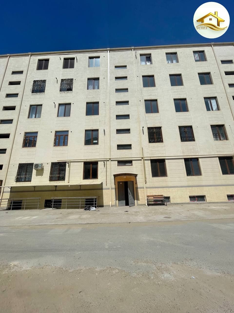 Квартира сотилади 1х 2 этаж Ор 6мик Рублёвка