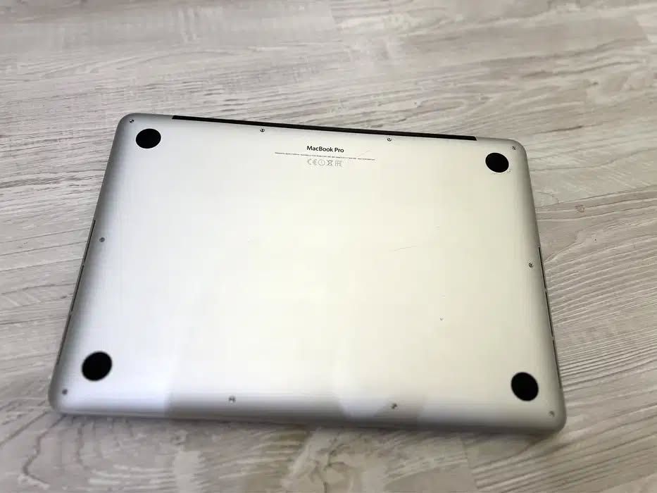 Apple Macbook Pro Retina 13” 2015