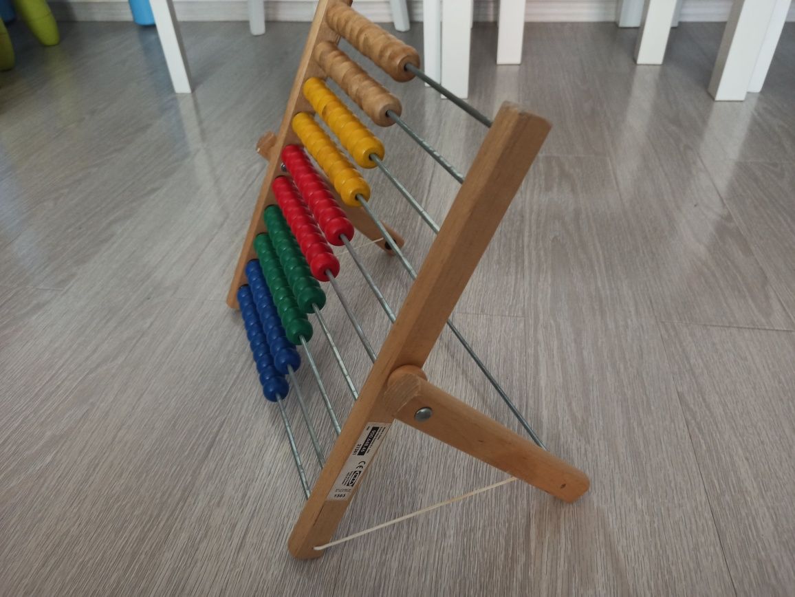 Abac din lemn Ikea