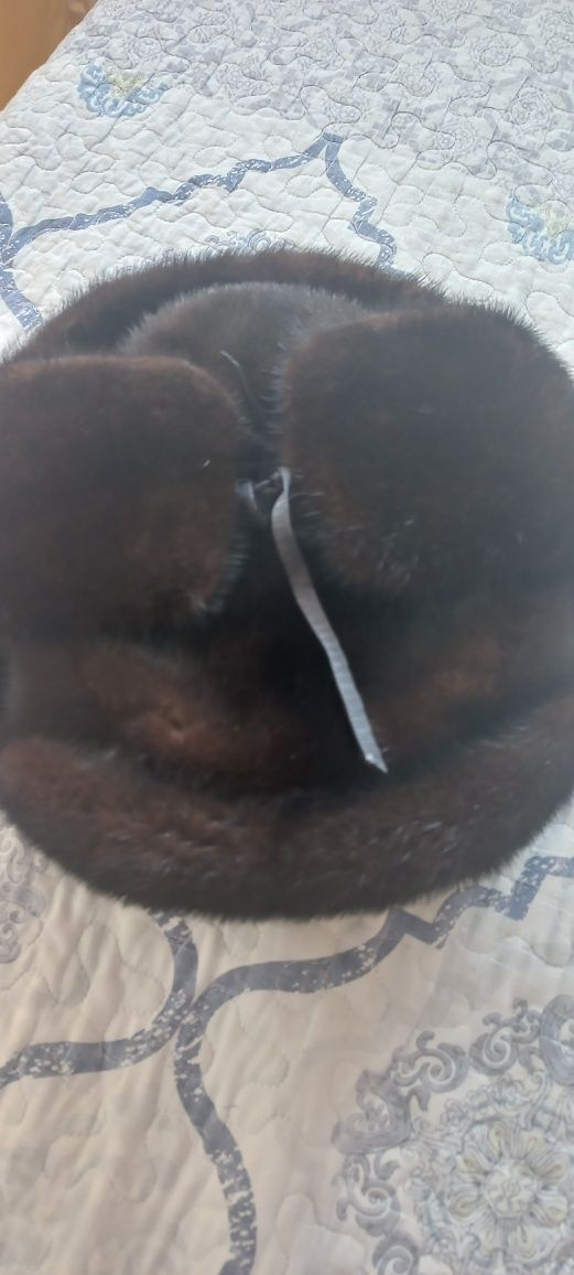 Продам норковую шапку