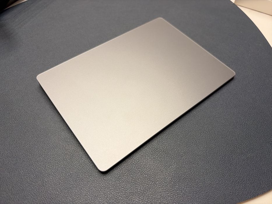 Magic Trackpad 2 Lightning Space Grey как новый