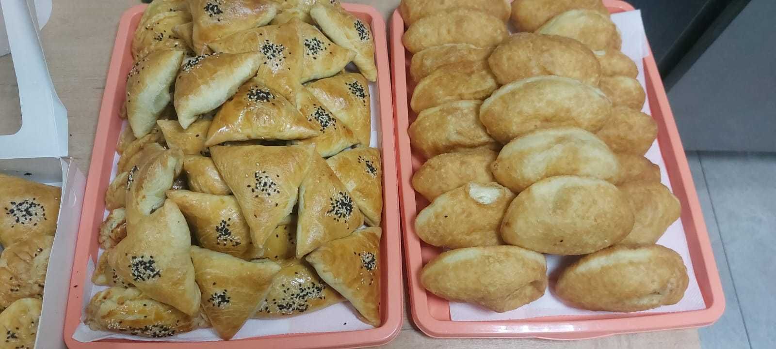 сосиска в тесте самса беляши чебуреки