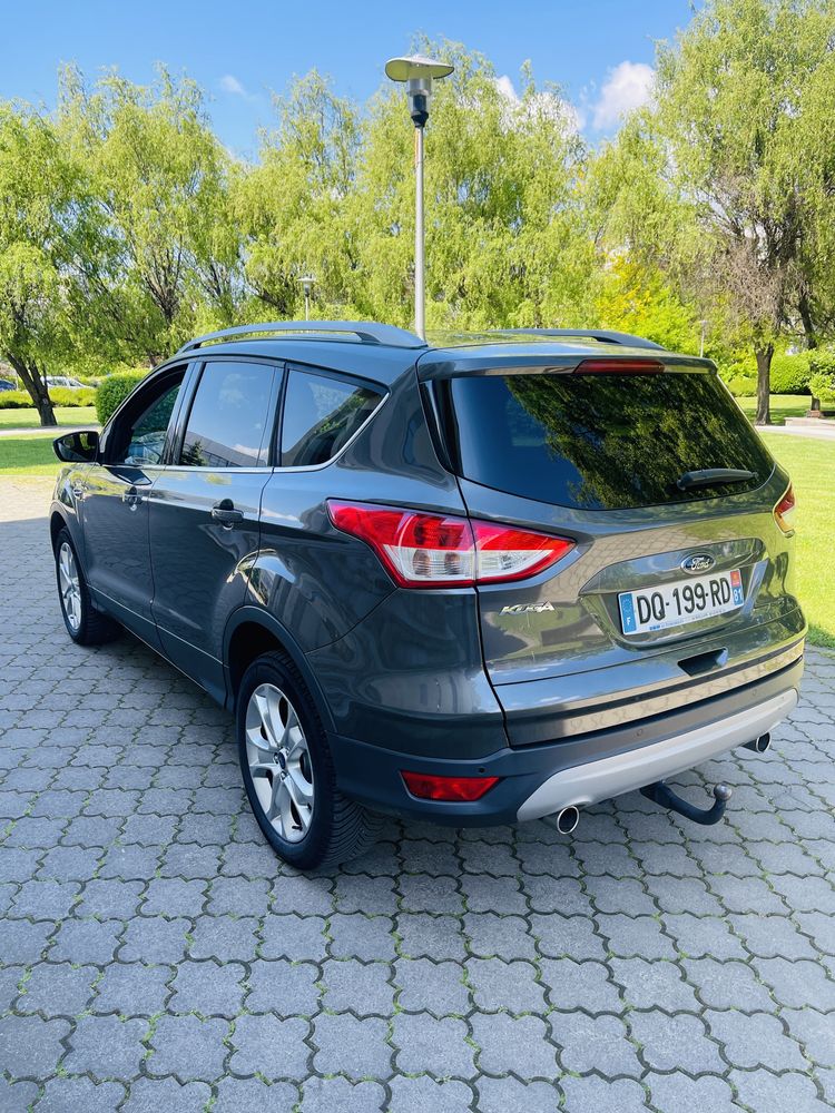 Ford kuga 4*4 Titanium