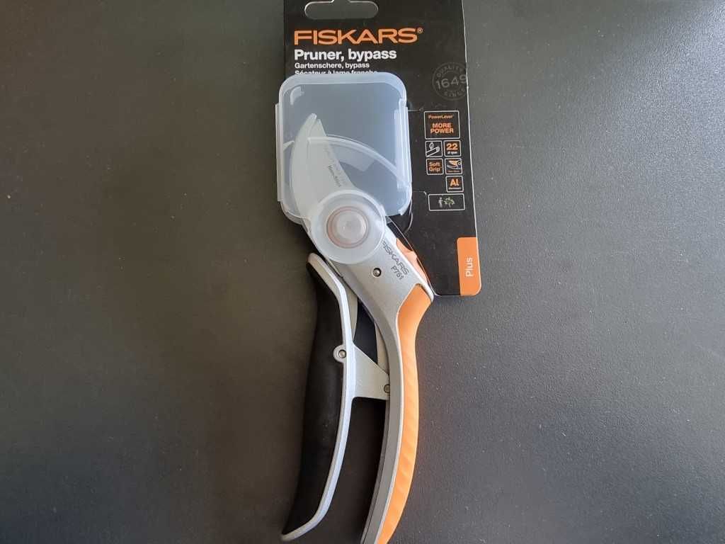Fiskars P531 PLUS - Plus P541 - P751 - лозарски и градинскки ножици