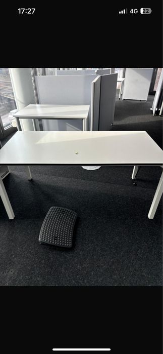 Vand birouri mese calitate superioara Germania Oferta