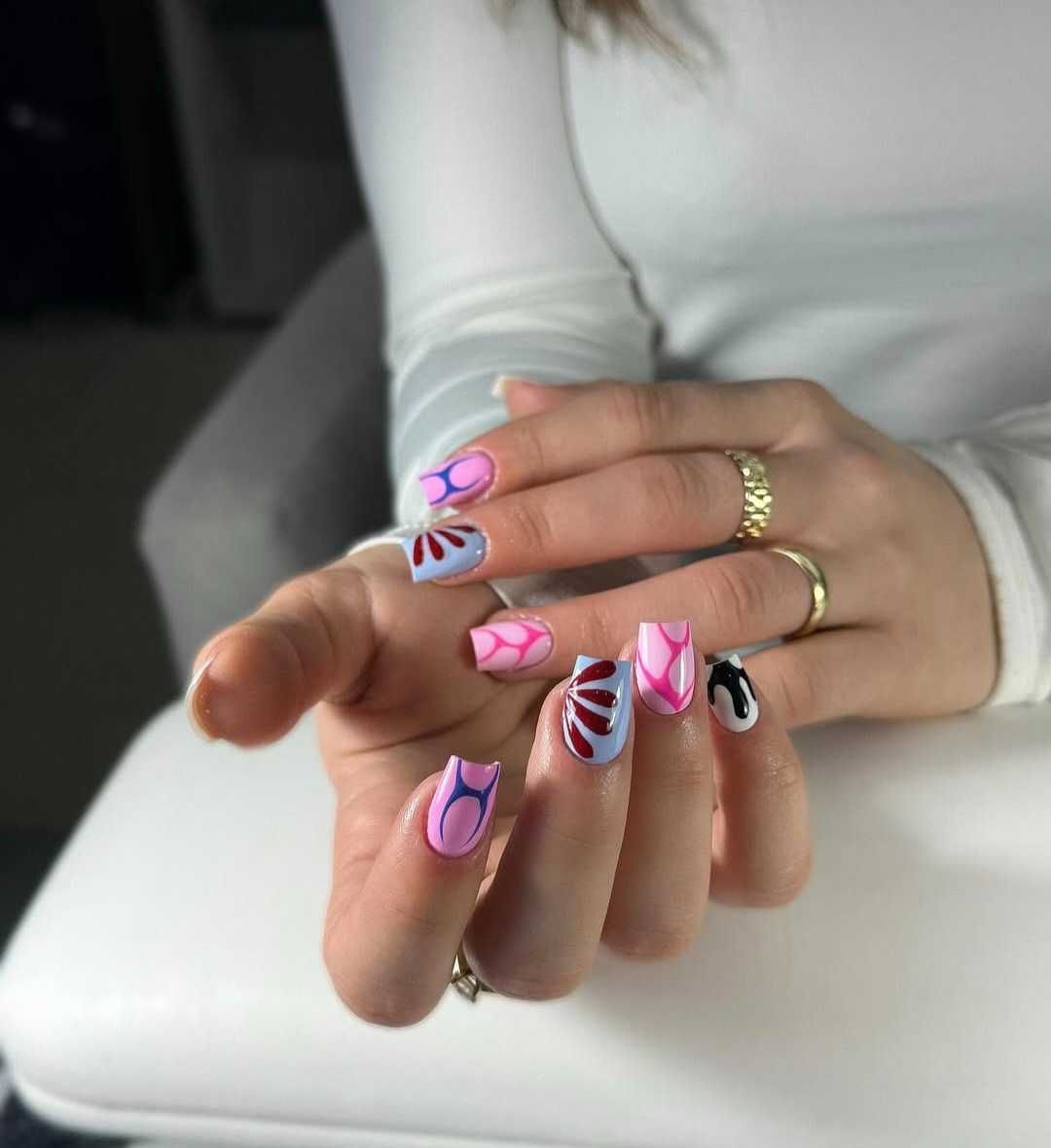 Unghii cu gel/Manichiură/Pedichiură Constanţa