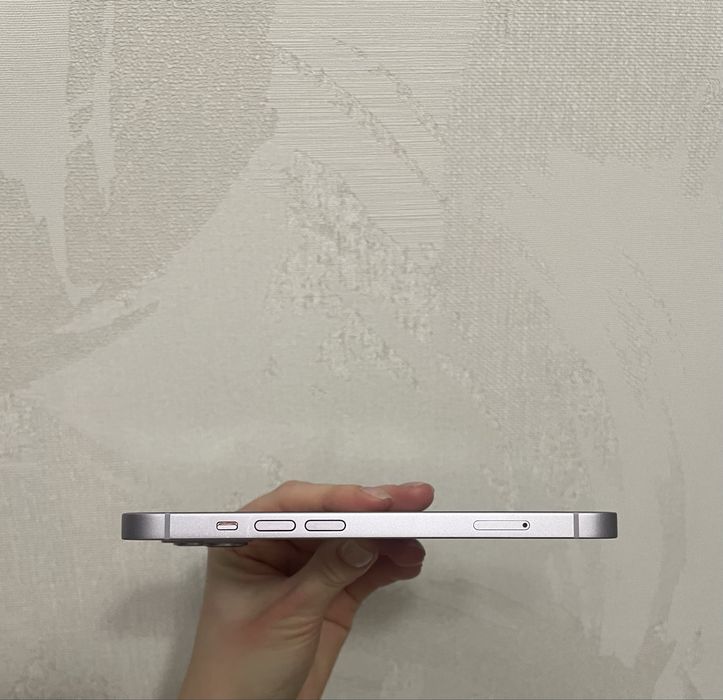 Iphone 14, 128gb ,фиолетовый ,б/у , лично сама с ним ходила в хоршем с