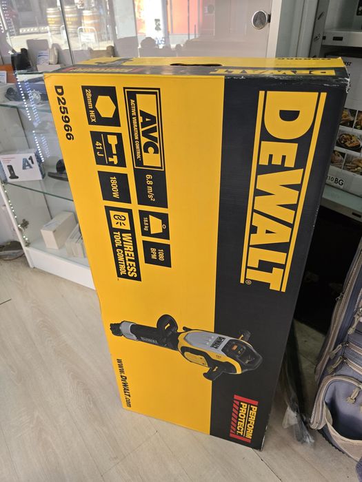 Къртач DeWalt D25966-QS , нов, гаранция