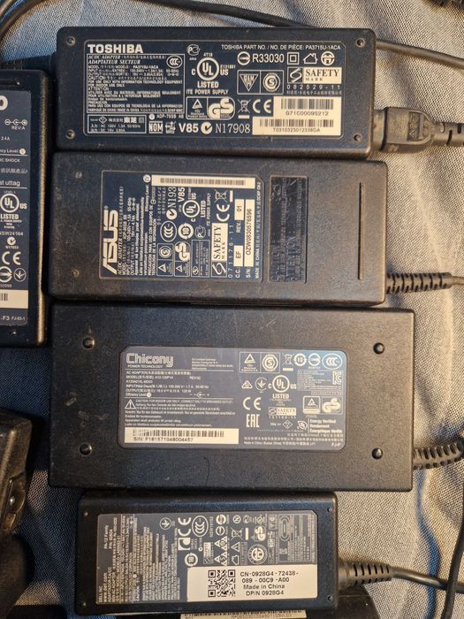 Incarcator DELL HP Acer Toshiba 19.5V 18.5V Alimentator 12V 24V 48V