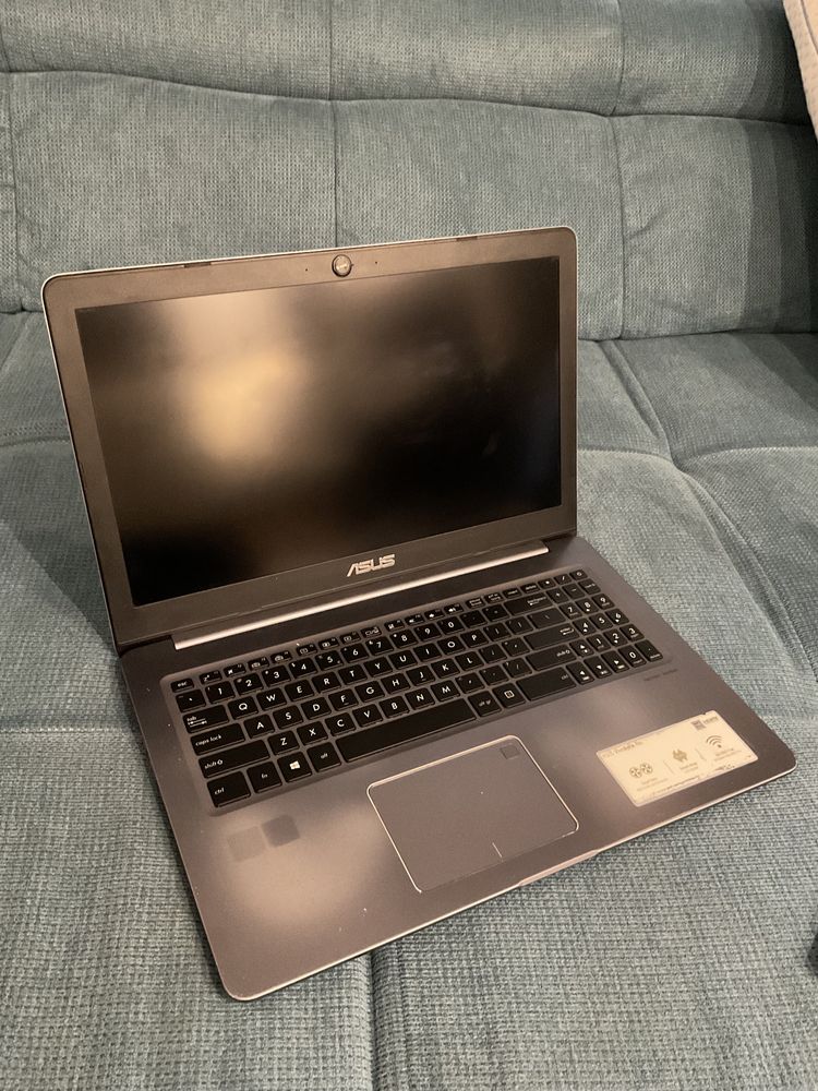 Laptop Asus VivoBook Pro 15