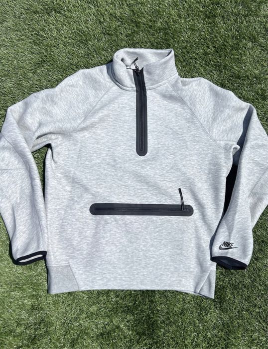 Блуза Nike Sportswear Tech Fleece - Сив