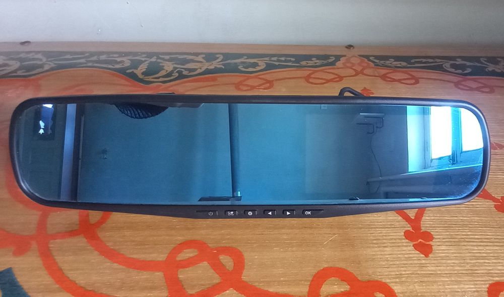 AUTO VIDEO Recorder sotiladi