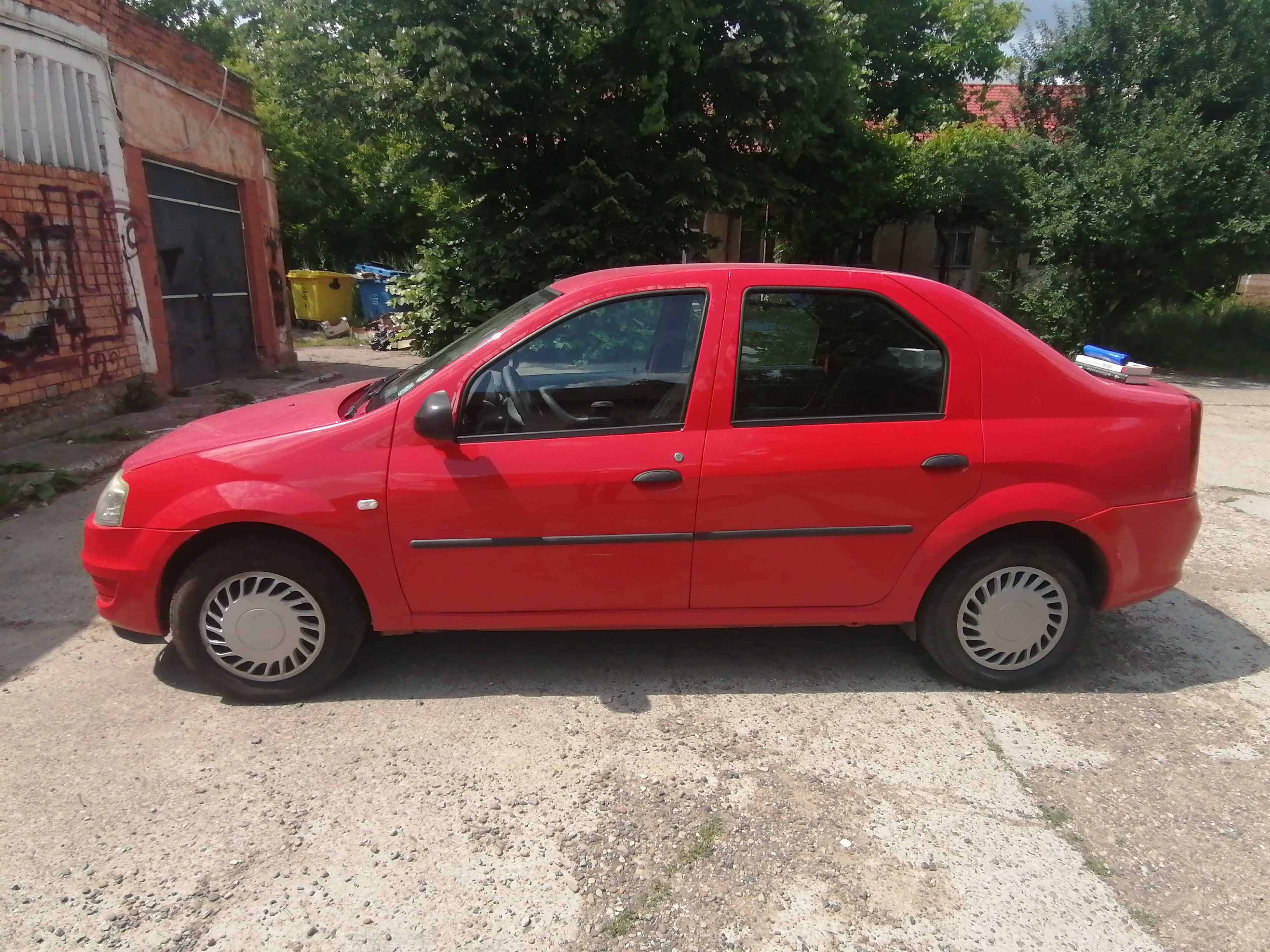 Dacia Logan 2009 benzina  1.2, 16 v, 17300 km în bord