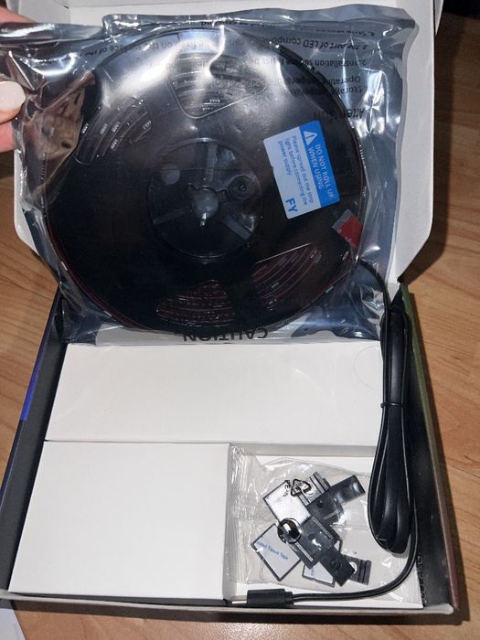 Govee TV Backlight 3 Lite – смарт LED осветление за телевизор 55–65"