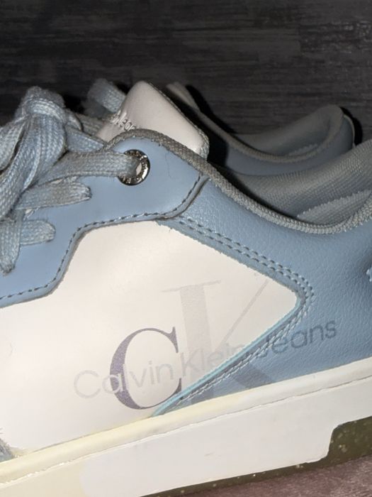 Calvin Klein, Liu jo