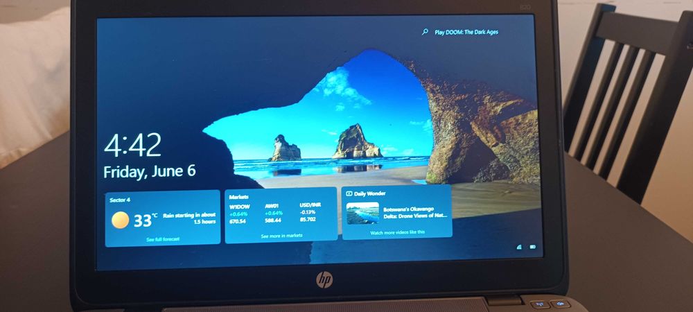 Laptop hp in stare perfecta baterie noua