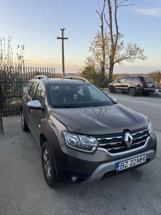 Se vinde renault duster