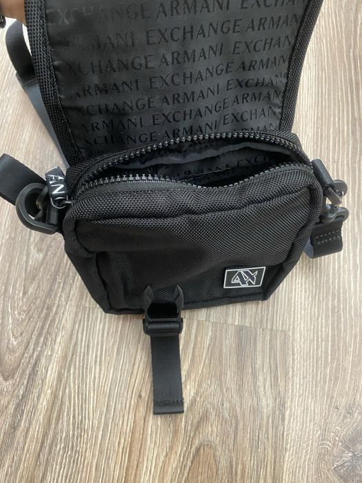 Чанта Armani Exchange